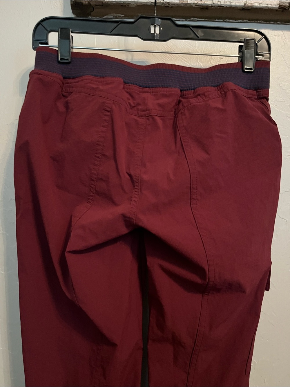 FP MOVEMENT Free People Cascade Flare Cargo Pants in Oxblood Sz XS Low Rise NWOT - Picture 9 of 14